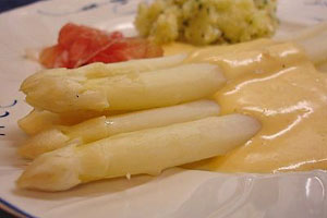 Asparagi al burro
